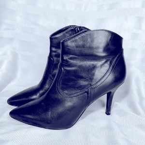Nine West booties